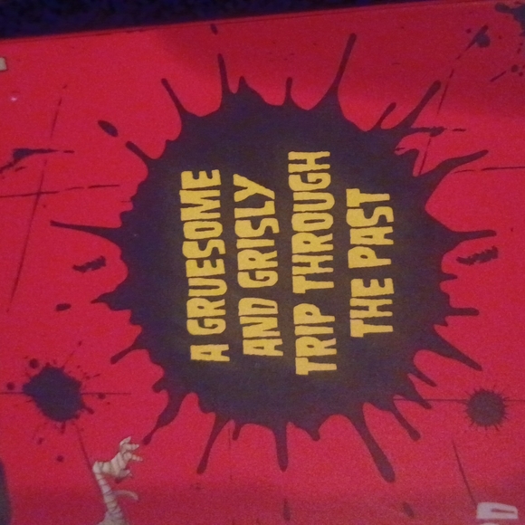 Killer History- by Clive Gifford - Picture 2 of 16